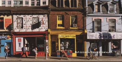 Locali Commerciali A...