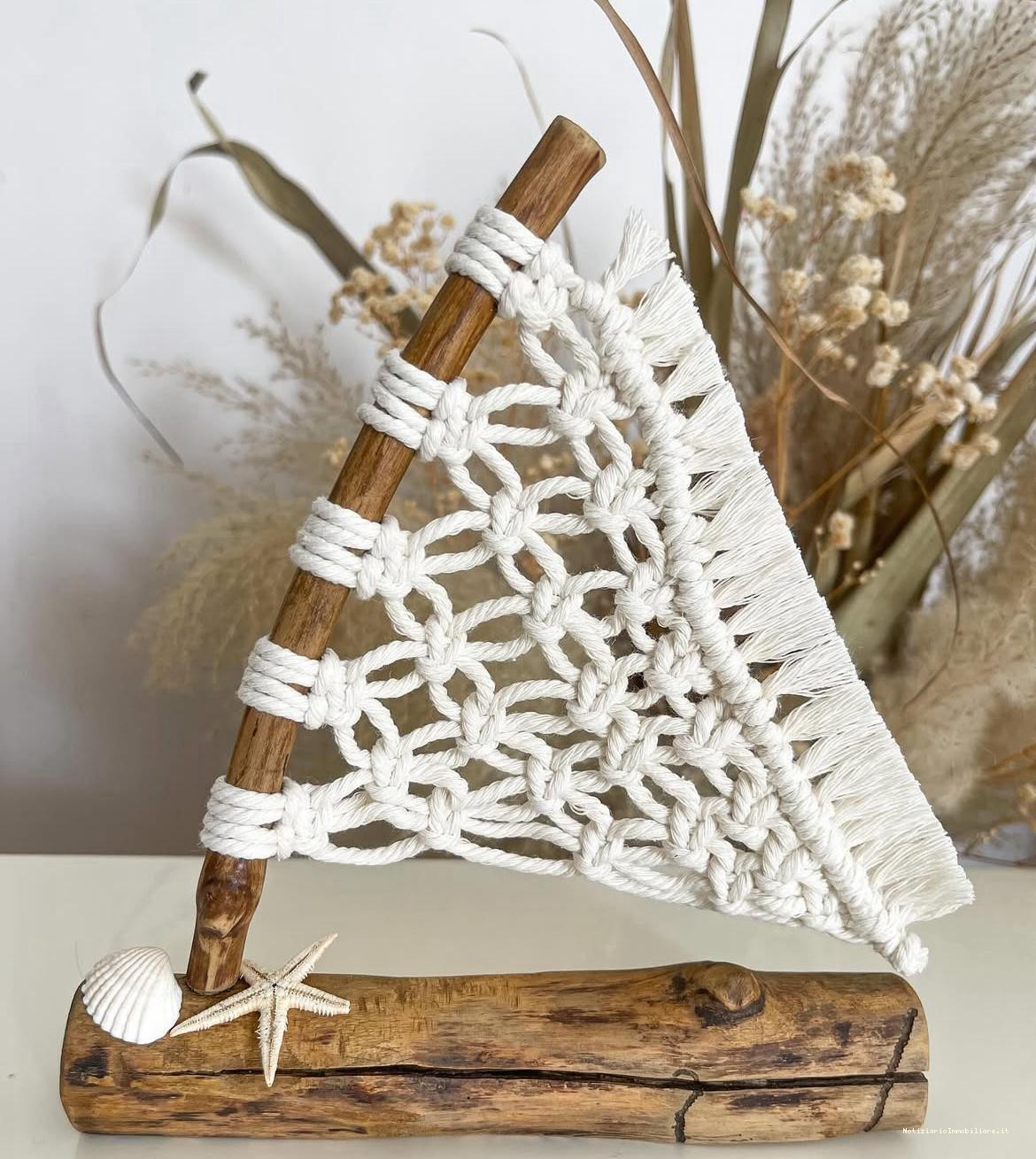 oggetto d'arredo handmade in macramè oggetto d'arredo handmade in macramè